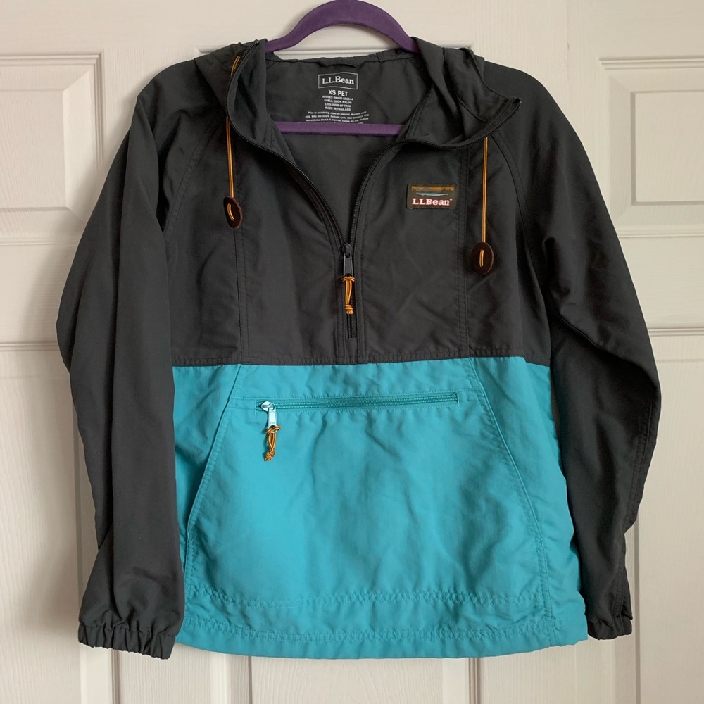 LL Bean windbreaker anorak blue grey